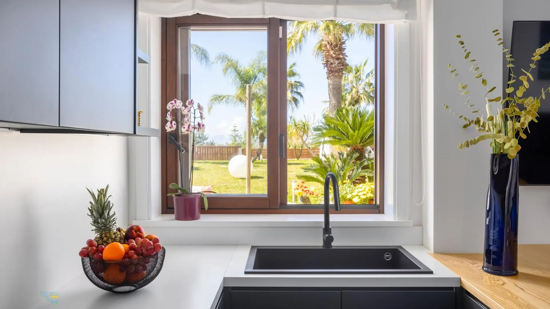Verosicily Villa Barcellona Terrasini Italy