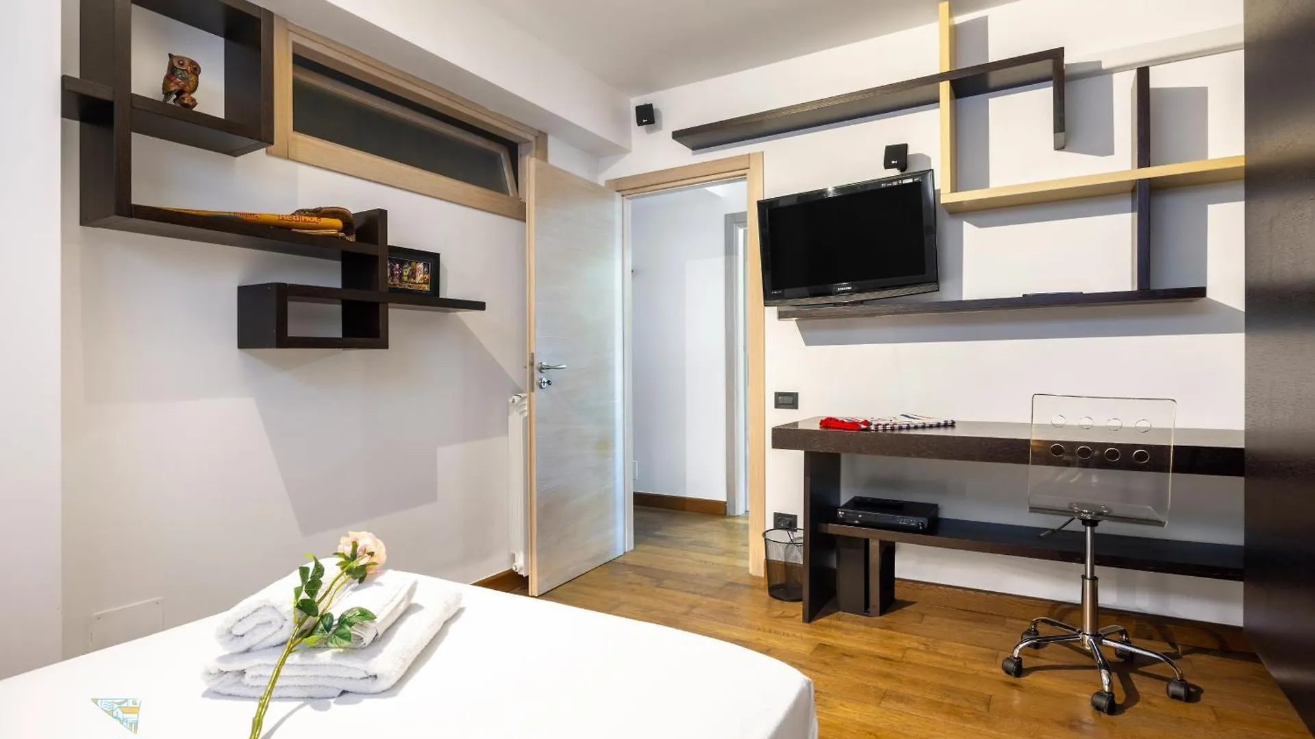Verosicily Villa Barcellona Terrasini Italy